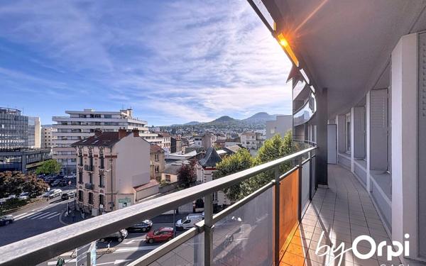 Appartement à vendre    5 pièces • 142,76 m2 Clermont-Ferrand