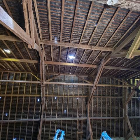 Grange à 200 mètres du 1er voisin !