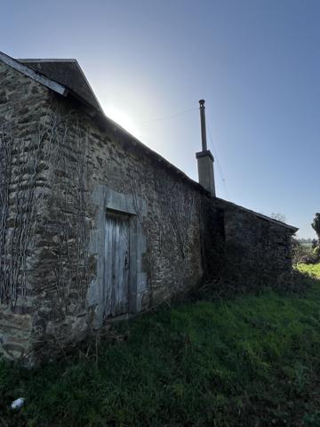 Grange à 200 mètres du 1er voisin !