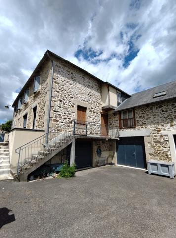 MAISON D’HABITATION GARAGES ATELIER