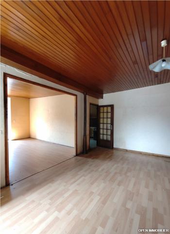 MAISON D’HABITATION GARAGES ATELIER