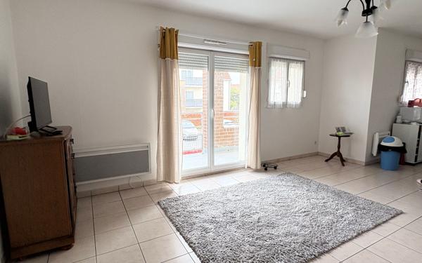 Appartement à vendre    2 pièces • 52 m2 Rivery