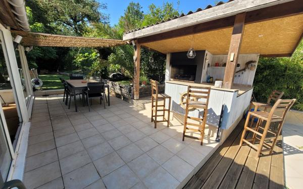 Maison à vendre    5 pièces •  Colayrac-Saint-Cirq