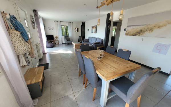 Maison à vendre    5 pièces •  Colayrac-Saint-Cirq