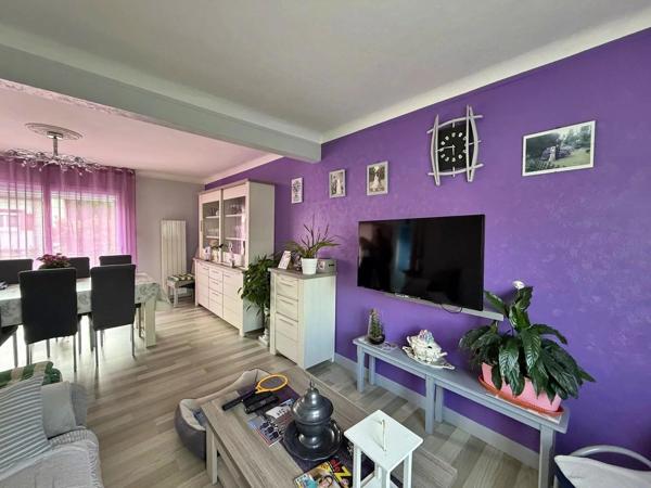 Vente                                                      Maison
                        
                     4 pièces                      65 m2                     à Anet