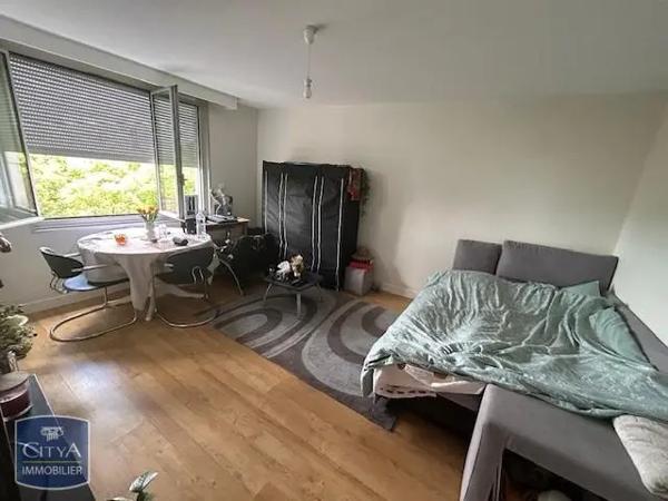 Appartement à louer 1 pièce 24.76m² Bourges (18000)