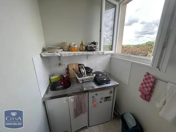 Appartement à louer 1 pièce 24.76m² Bourges (18000)