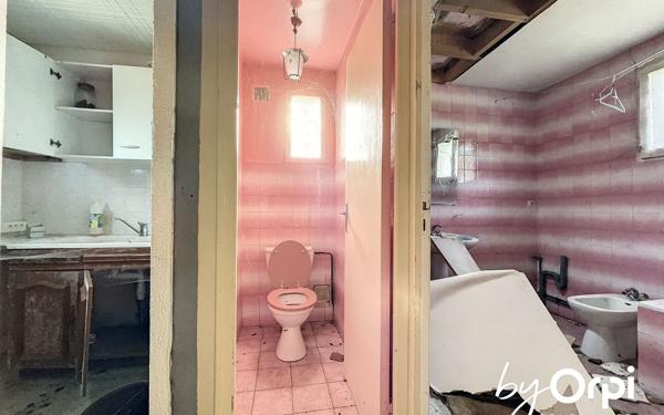 Maison à vendre    3 pièces •  Saint-Éloy-les-Mines