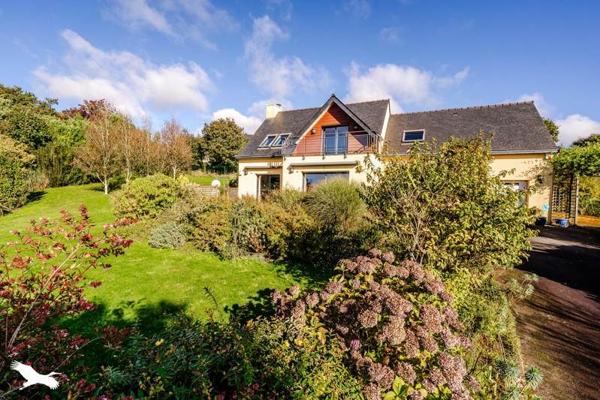 Maison à vendre |  Loqueffret |  4 pièces | 126 m²