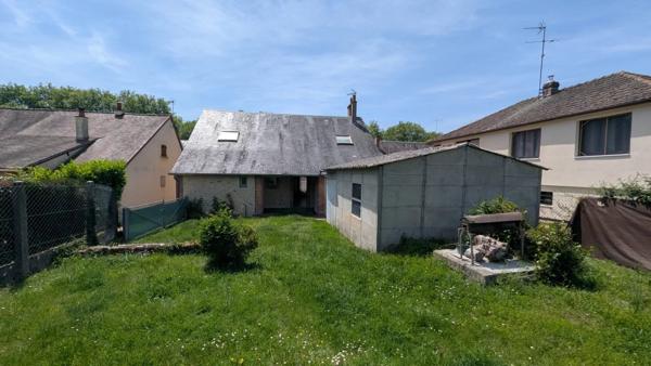 Vente                                                      Maison de village
                        
                     5 pièces                      120 m2                     à Aubigny-sur-Nère