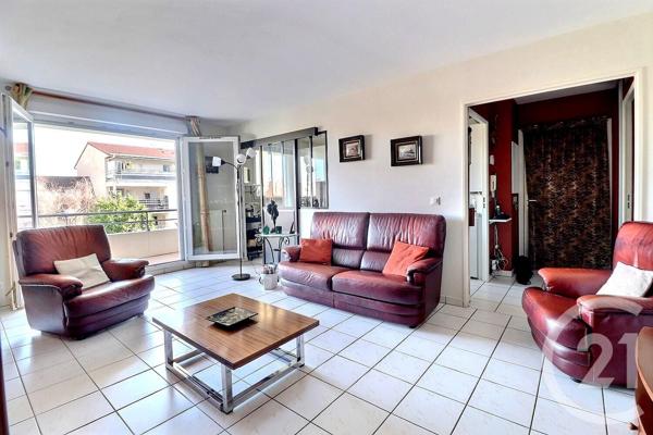 Appartement F4 à vendre  4 pièces - 87 m 2   PARIS  - 75019