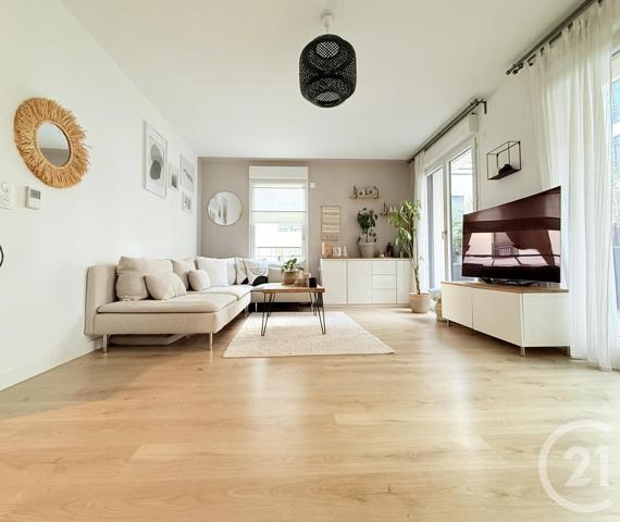 Appartement F4 à vendre  4 pièces - 87 m 2   PARIS  - 75019