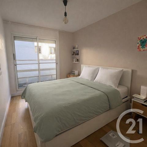 Appartement F4 à vendre  4 pièces - 87 m 2   PARIS  - 75019