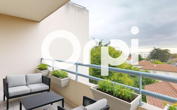 Appartement à vendre    5 pièces • 111,29 m2 Bron