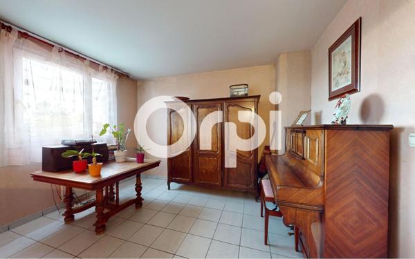 Appartement à vendre    5 pièces • 111,29 m2 Bron