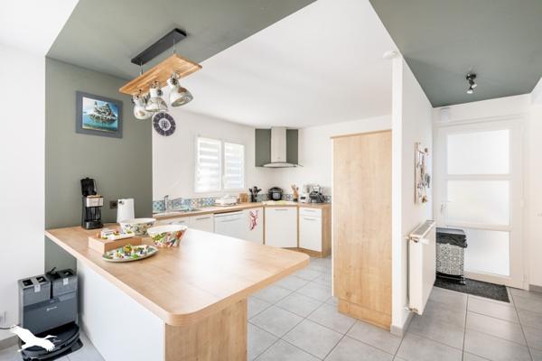 Maison à vendre |  Saint-Pol-de-Léon |  5 pièces | 130 m²