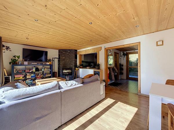 Charmante maison située dans un  cadre privilégié entre nature et montagne à proximité des portes du soleil