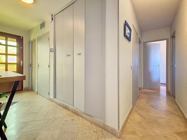 Charmant pavillon sur-sous-sol