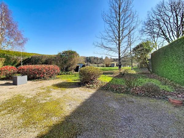 Charmant pavillon sur-sous-sol