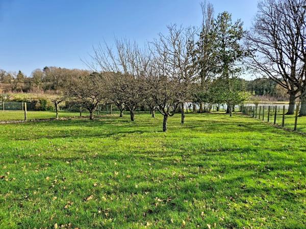 Charmant pavillon sur-sous-sol