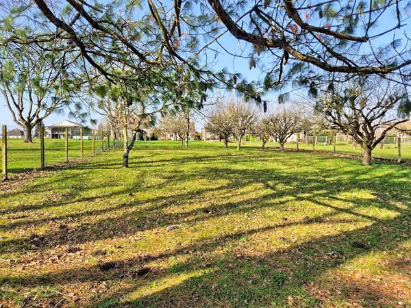 Charmant pavillon sur-sous-sol