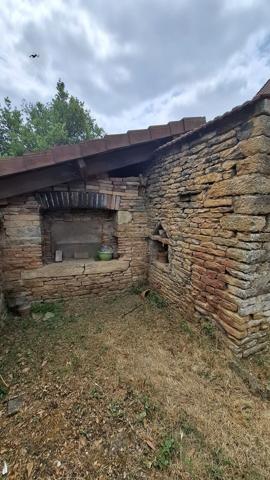 Maison aux pierres dorées