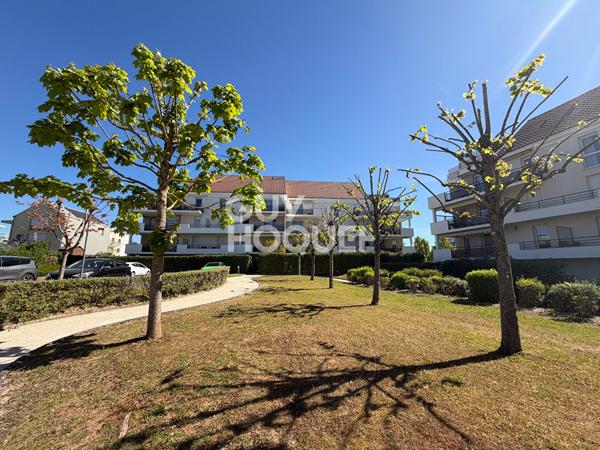 TOISON D'OR - T1  MEUBLE - 33,56 M²
