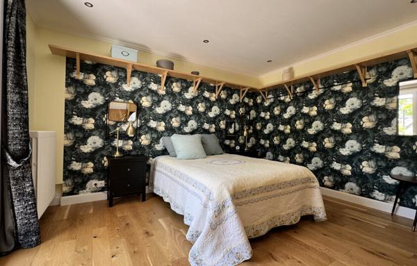 Maison de caractère et grand jardin enchanteur