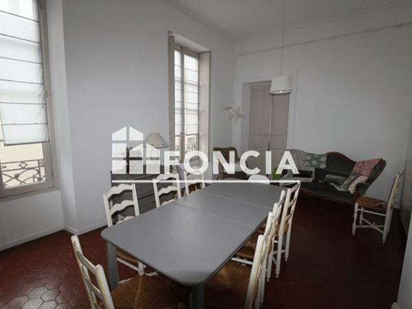 Location Appartement 3 pièces 74 m² - 17 RUE CLERISSEAU Nimes 30000