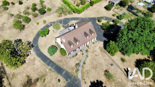 Maison à vendre 7 pièces 195 m² Vierzon
