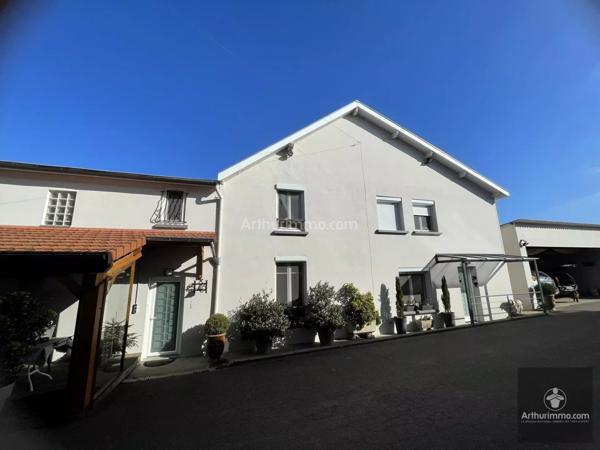 Vente Maison 11 pièces 269 m2 à Le Coteau