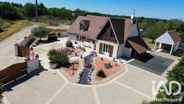 Maison à vendre 6 pièces 202 m² Saint-Pryvé-Saint-Mesmin