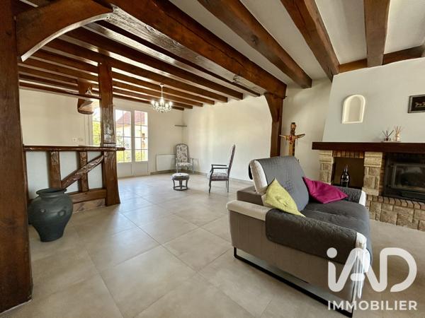 Maison à vendre 6 pièces 202 m² Saint-Pryvé-Saint-Mesmin