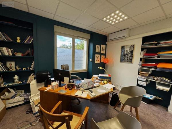 Fonds et/ou murs commerciaux à louer à Dole dans le Jura (39100), ref : 39033-L542