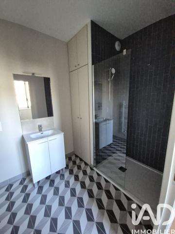 Location appartement 3 pièces 71 m² Narbonne