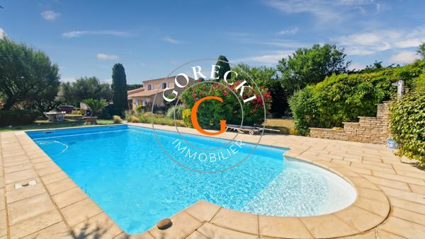Rochefort-du-Gard (30650) A vendre, superbe maison avec piscine secteur Rochefort-du-Gard
