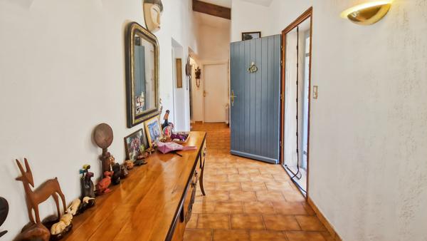 Rochefort-du-Gard (30650) A vendre, superbe maison avec piscine secteur Rochefort-du-Gard