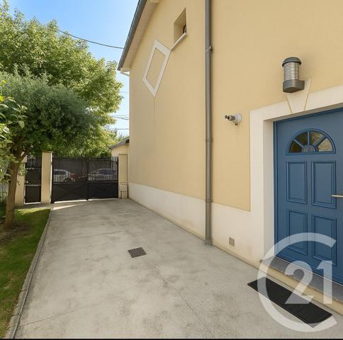 Maison à vendre  4 pièces - 132 m2 STAINS - 93