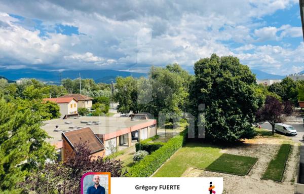 APPARTEMENT T3 DE 59,69 M2 RÉNOVÉ, VUE DÉGAGÉE ET PARC PRIVATIF