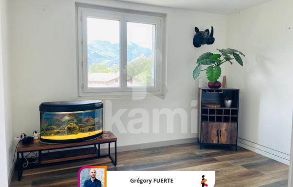 APPARTEMENT T3 DE 59,69 M2 RÉNOVÉ, VUE DÉGAGÉE ET PARC PRIVATIF