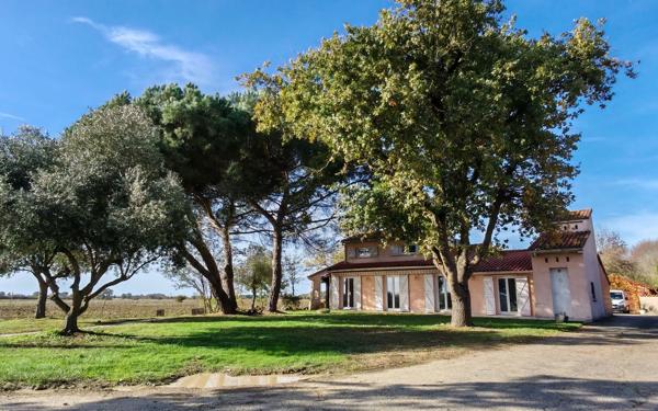 Maison à vendre    4 pièces •  Saint-Porquier