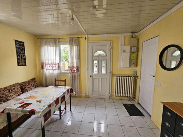 Maison plein pied  situé à Tremblay En France quartier cottages