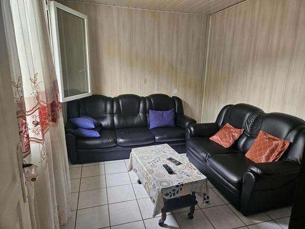 Maison plein pied  situé à Tremblay En France quartier cottages