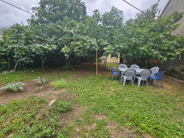 Maison plein pied  situé à Tremblay En France quartier cottages
