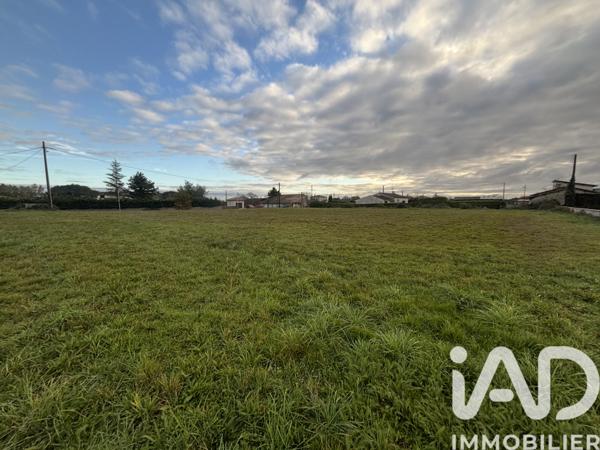 Terrain à vendre 885 m² Vacquiers