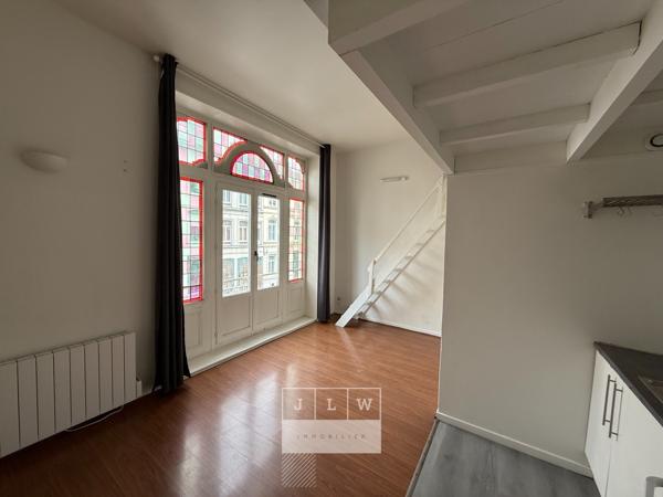 LILLE ST MICHEL - Studio avec mezzanine