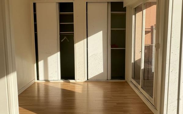 Appartement à vendre    4 pièces • 70,42 m2 Épinay-sous-Sénart