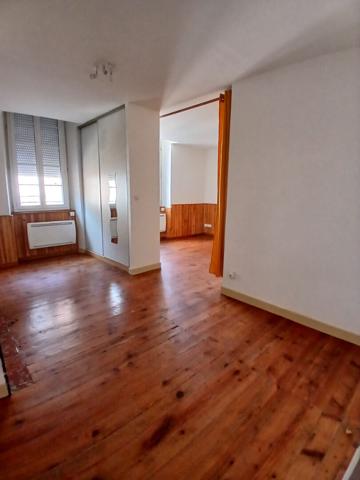 SAVERDUN CENTRE VILLE, APPARTEMENT T1 BIS DE 44M²