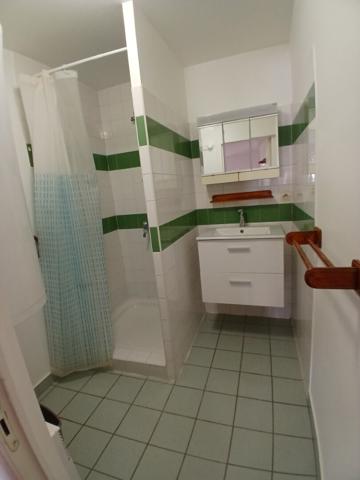 SAVERDUN CENTRE VILLE, APPARTEMENT T1 BIS DE 44M²