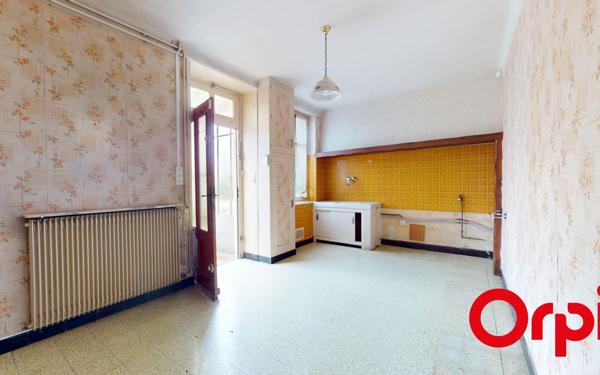 Maison à vendre    5 pièces • 168,71 m2 Jassans-Riottier
